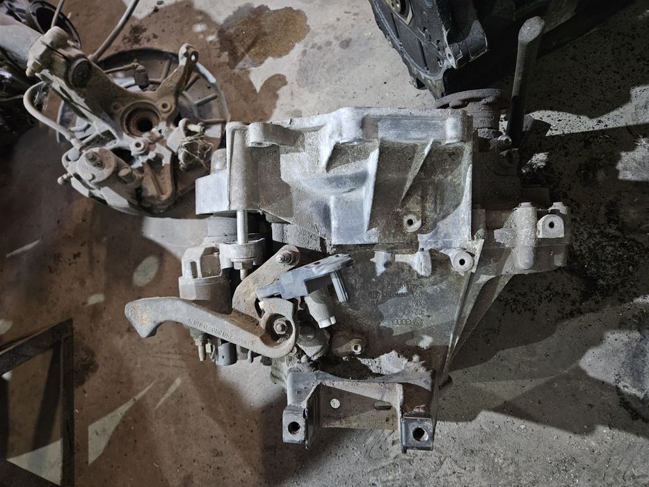 Cutie viteze manuala diferite coduri Audi skoda seat Volkswagen , GRF