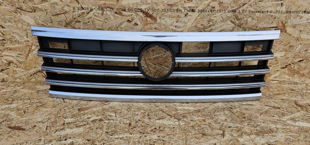 Grilă centrală Volkswagen Touareg  CR 2018 originală 760.853.653B