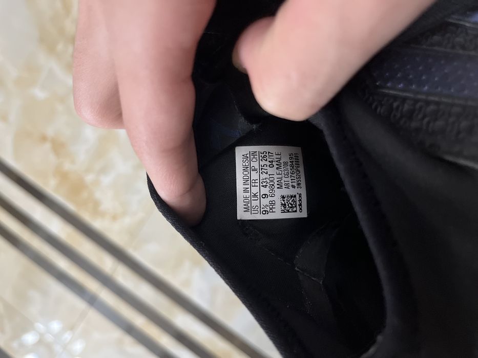 Оригинал adidas футзал 43.5