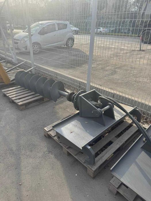 Ямобур для Погрузчика