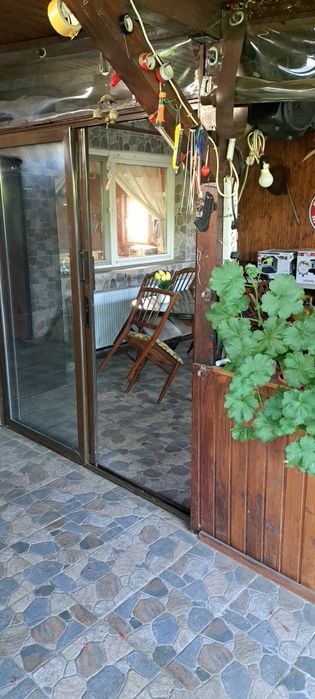 Vând casa în Craiova