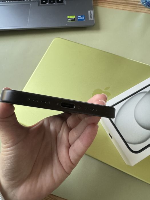 Iphone 15 plus black