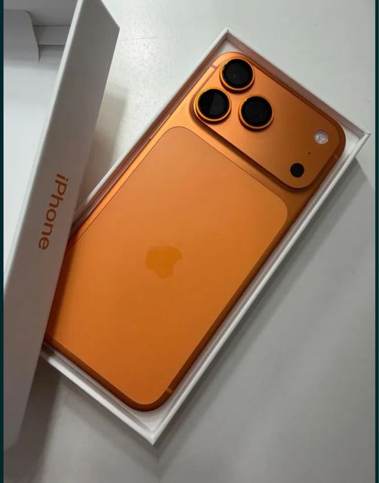 Продам Iphone 17 pro max