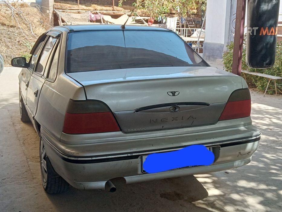 Nexia 1 yaxshi holatda