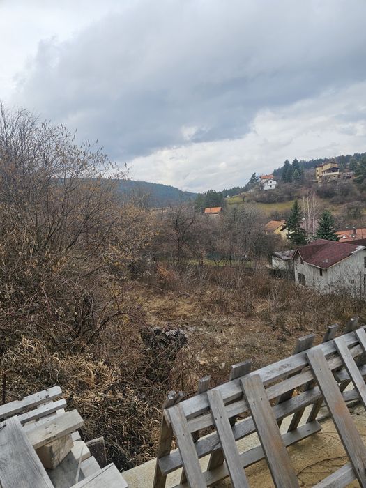 Парцел в регулация