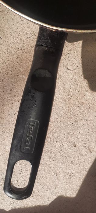 Продам сковородку тефал