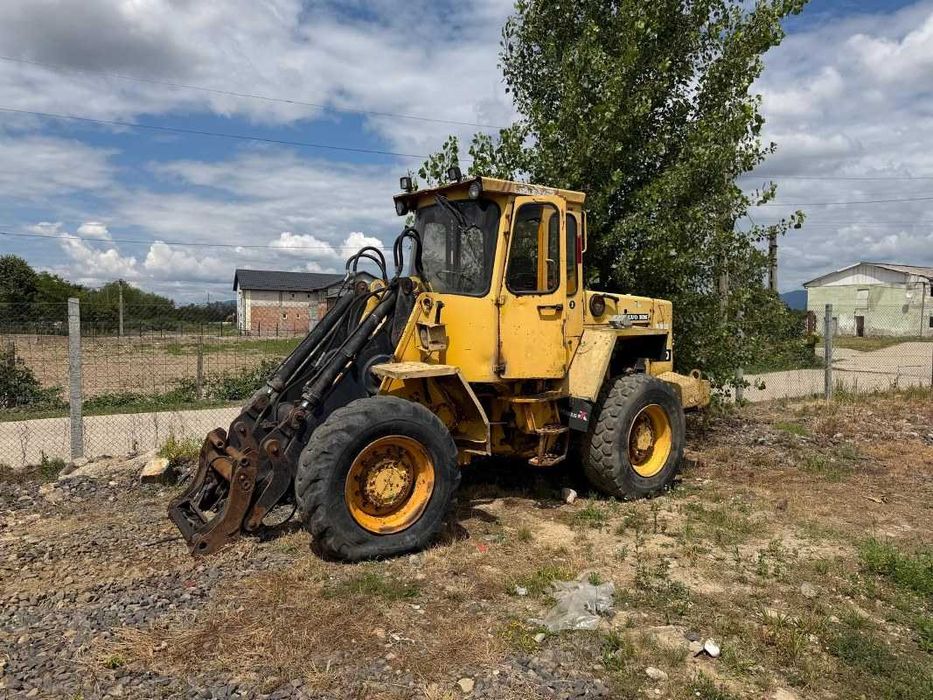Cilindru hidraulic vola incarcator frontal Volvo L50 piese