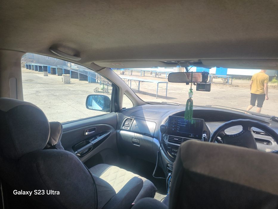 Продам Toyota Estima