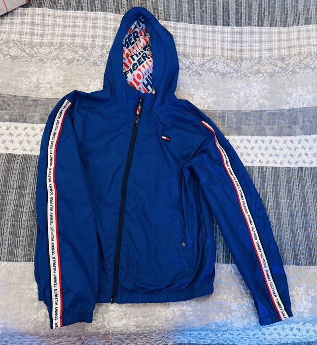 Пролетно яке/ветровка Томи Хилфигър/Tommy Hilfiger,  XS, 164см.
