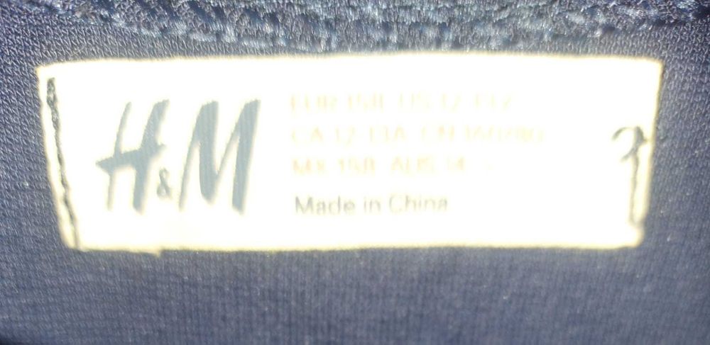 Платье нарядное с пайетками на девочку 10-12 лет