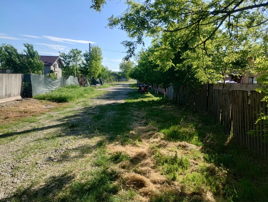 Casă de vânzare pe malul Prutului – Moreni, Iași | Teren 960 mp | Zonă liniștită