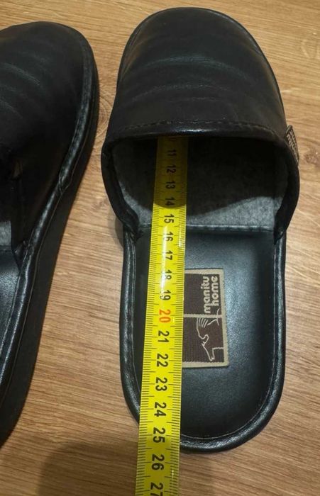 Papuci din piele
