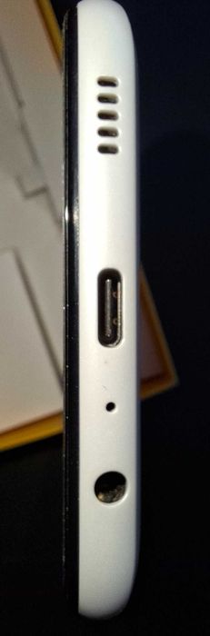 Samsung Galaxy A02s Бял - Супер Състояние + Кейс и Screen protector