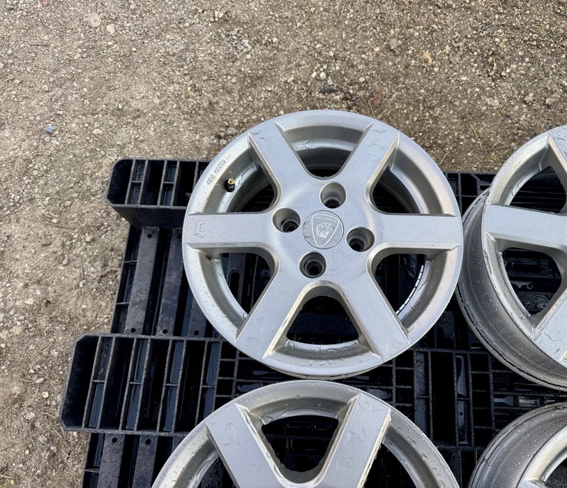 4бр.Алуминиеви джанти 14цола 4x100 за Aygo,Yaris,C1,Swift,i10,Justy