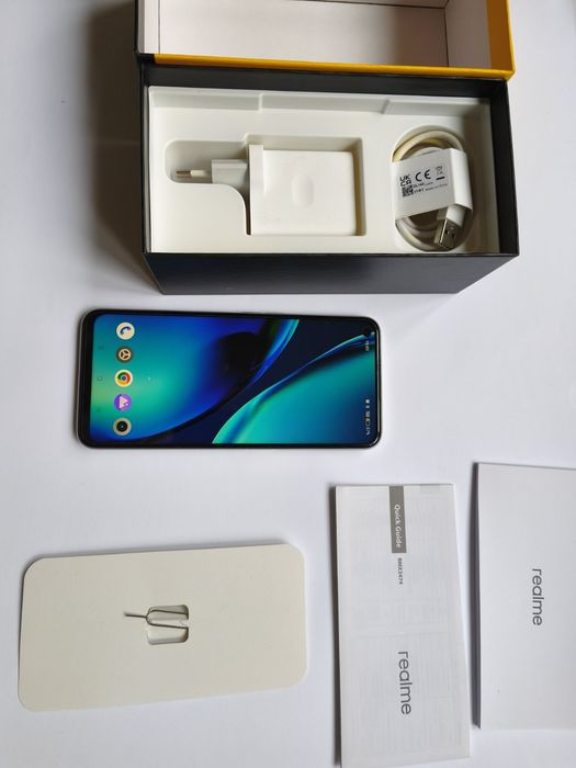 Телефон Realme 9 5 G