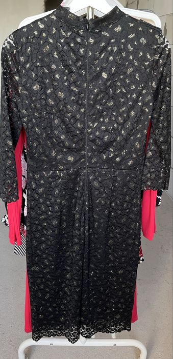 Нарядное женское платье