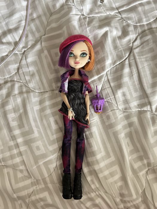 Продаю эвер афтер хай Поппи сквозь леса