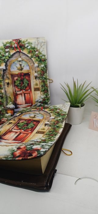 Коледни калъфи за книги