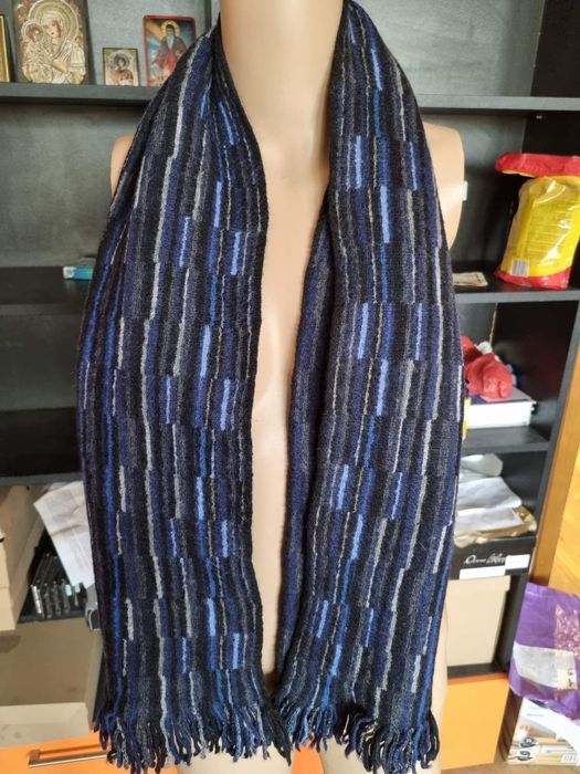 Пъстър шал вълна