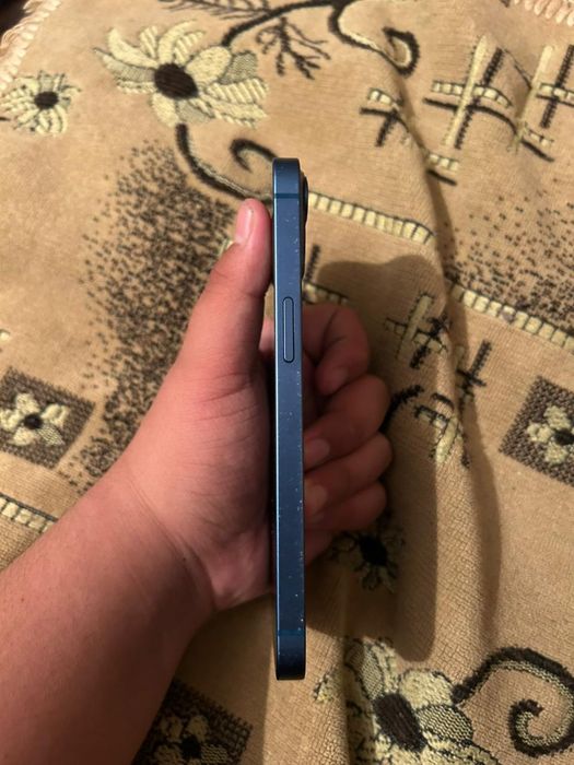 iPhone 13 без комплекта