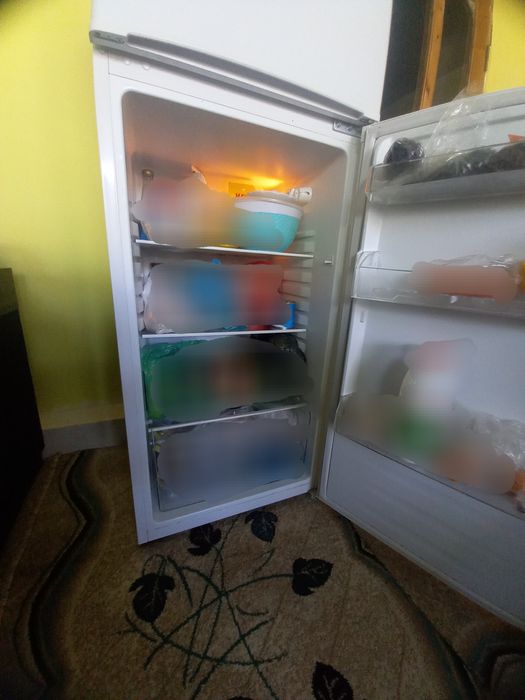 Холодильник янги