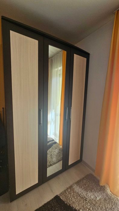 Трикрилен гардероб за спалня/детска стая