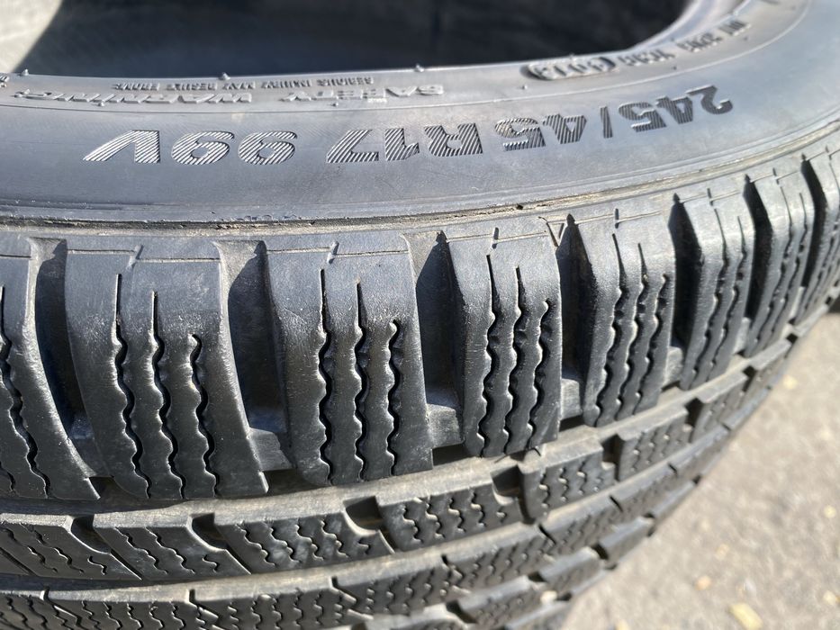 Шины 245/45/17 комплект бу кумхо