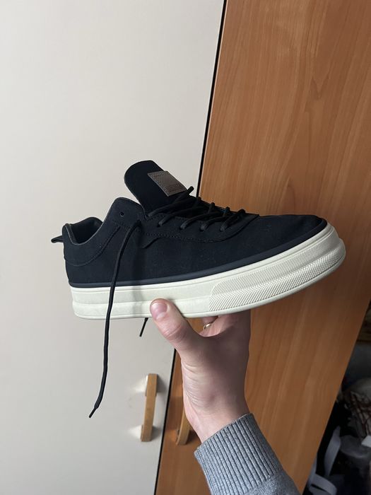 Продам кеды осень - весна 43р