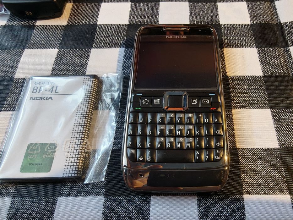 Nokia 8210, Cat B35 Kaios, Nokia E71