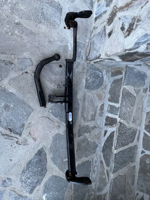 Carlig pentru masina