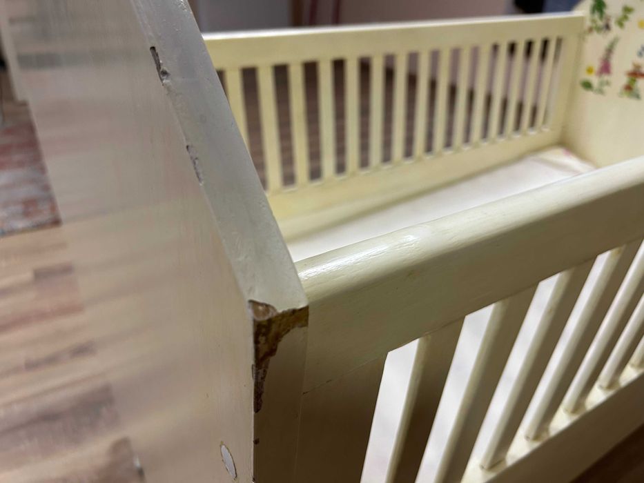 Детско легло с матрак и протектор