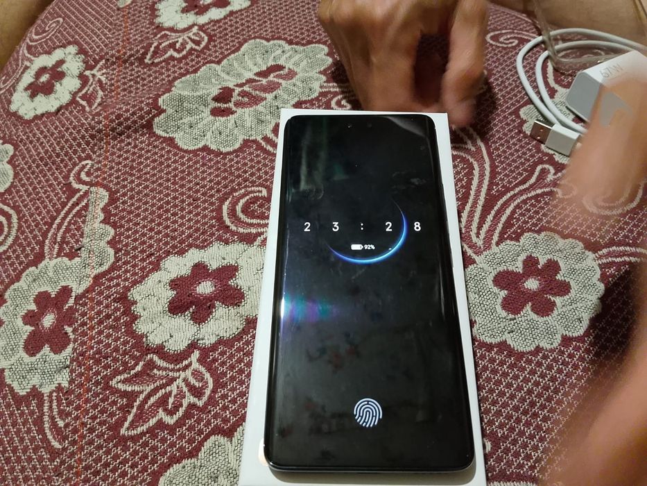 Продам Xiaomi 13 lite