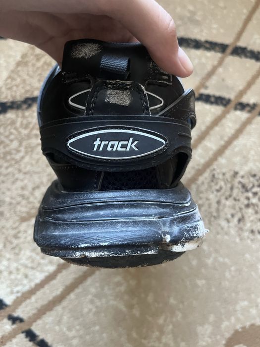 balenciaga track