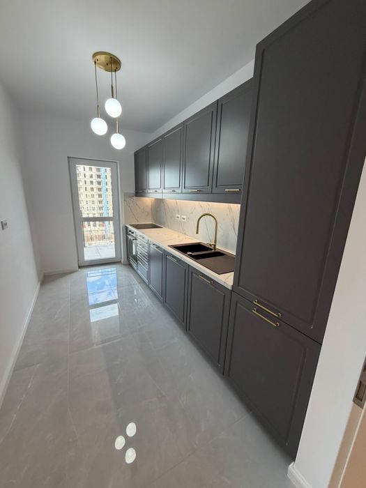 Proprietar ofer spre închiriere apartament modern, 2 camere – Vienna Parkside | Prima închiriere | Parcare inclusă