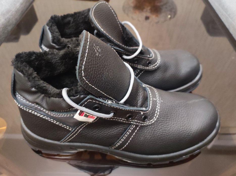 Рабочие ботинки зимние 44 размер