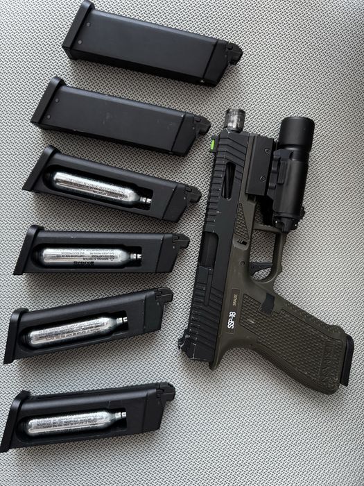 Airsoft pistol SSP18