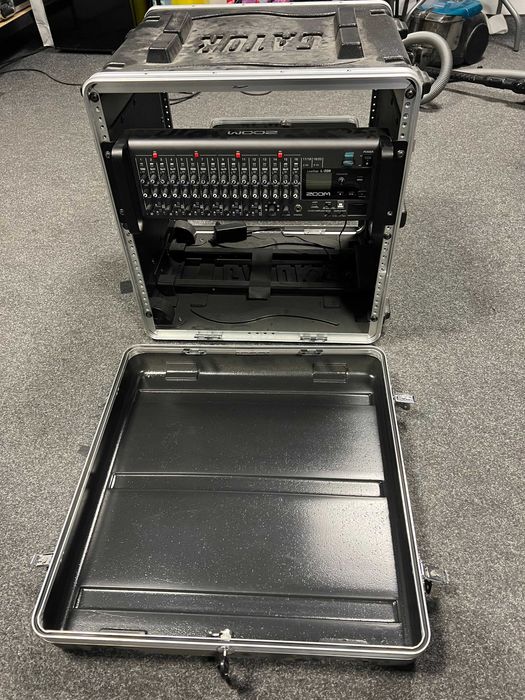 Combo sau separat - Mixer/Interfata audio/Recorder digital + Rack Case