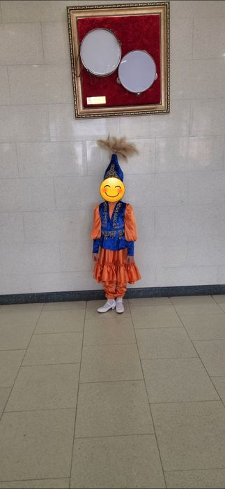 Продам костюмы для танцев