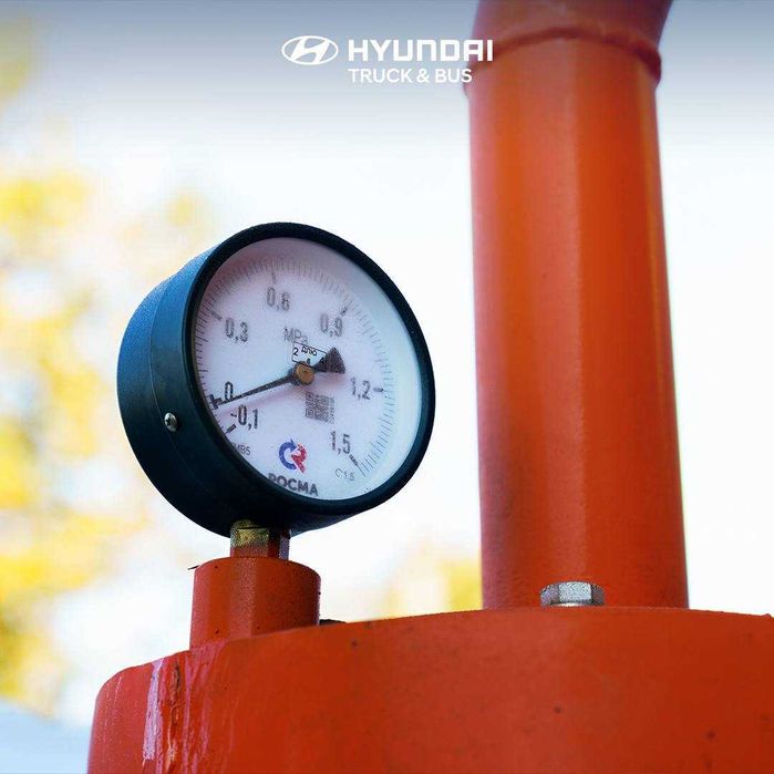 Автотопливозаправщик HYUNDAI EX8 4х2 объёмом 5 м3 в наличии