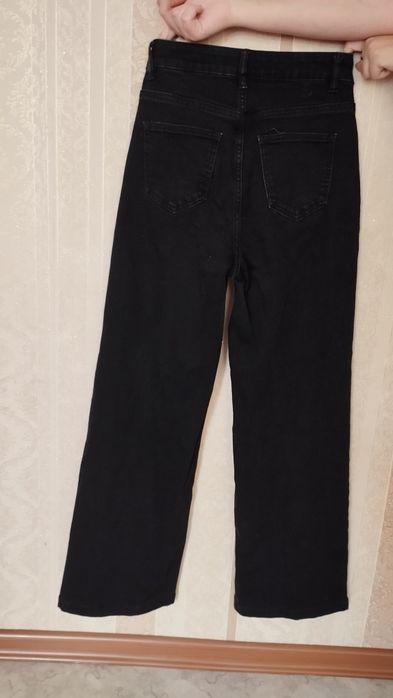 Продаю джинсы трубы