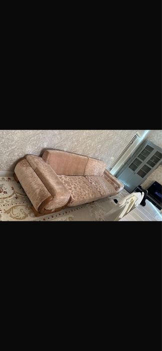 Диван,шкаф,тумбочка(мебель)