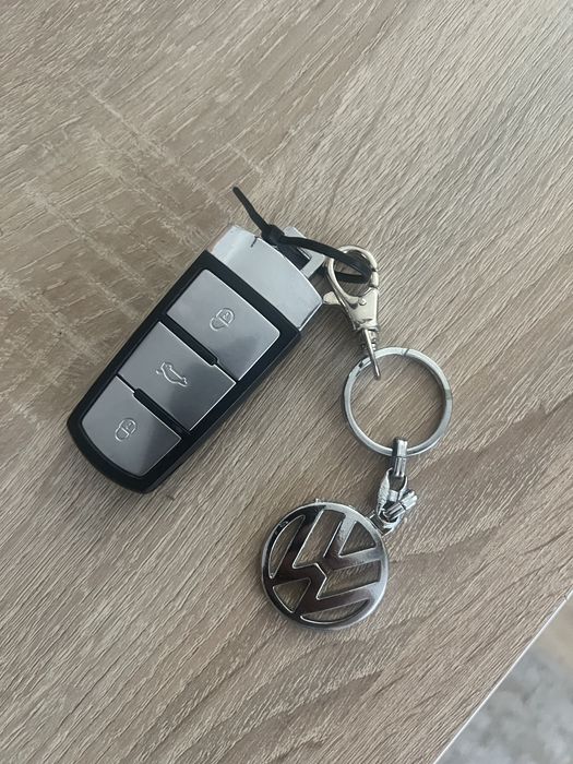 Breloc si cheie de volkswagen