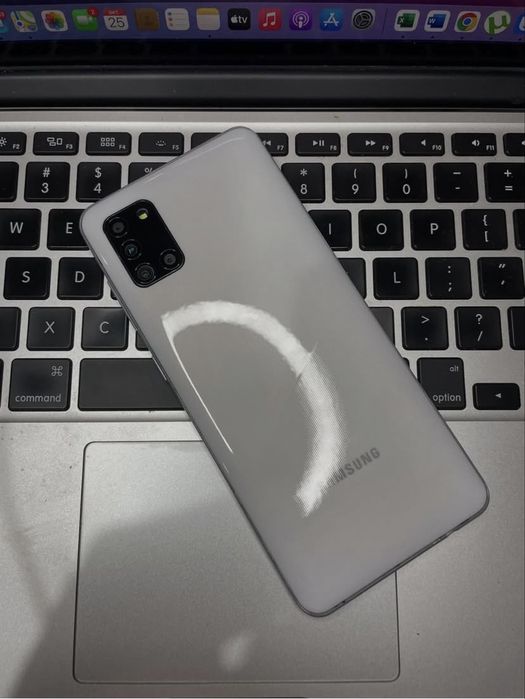 Телефон Samsung A31