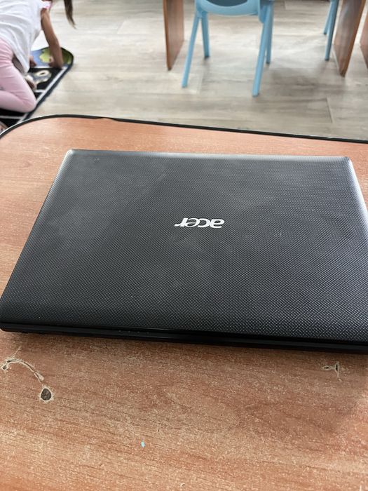 Продам ноутбук на запчасти