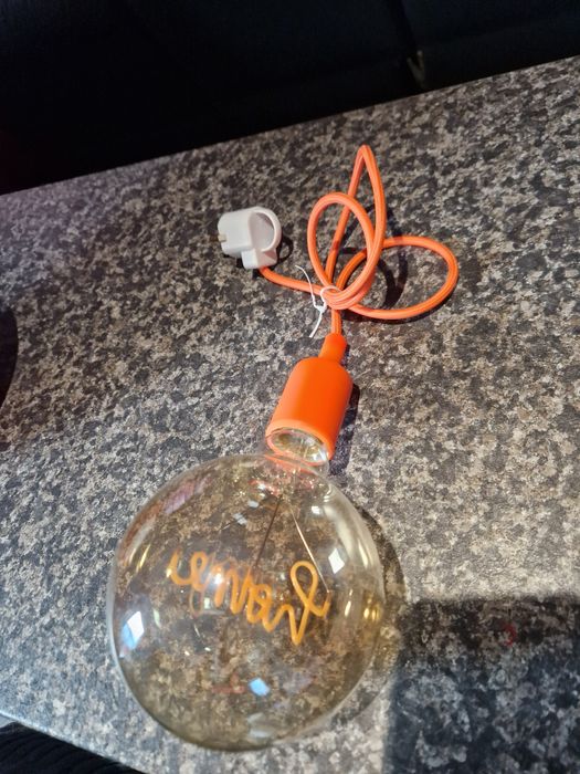 Lustra minimalistă bec Home