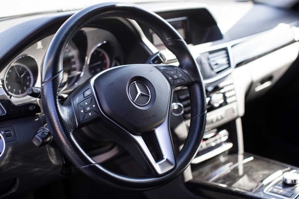 Mercedes-Benz E 200 T-Modell W212  – 2013  Excelent întreținută