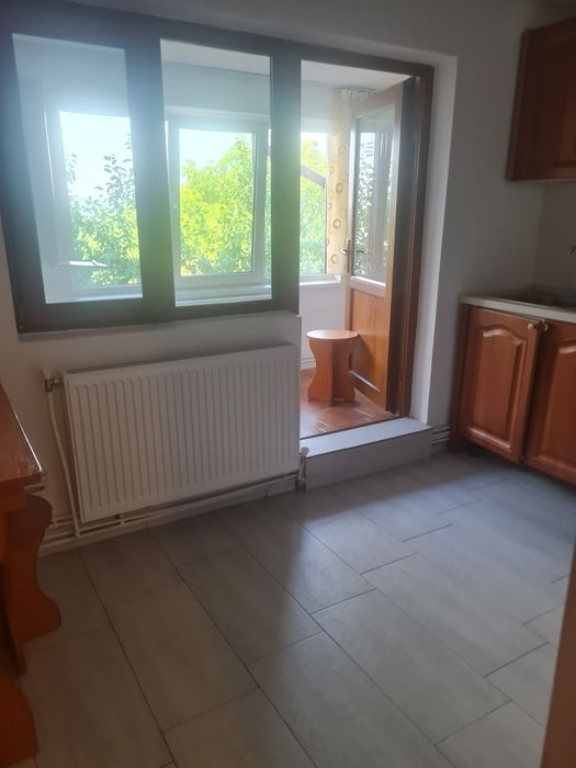 Apartament de închiriat