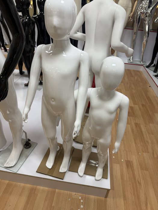 Maneken  original sifat