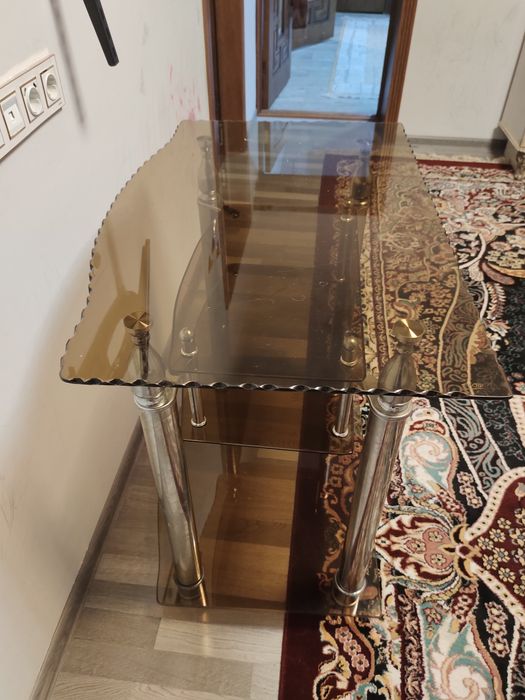 Подставкв телевизор