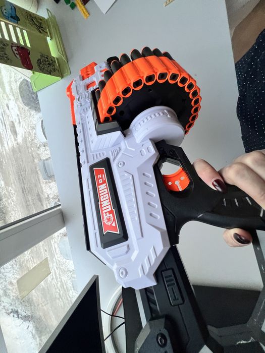 Бластер с барабаном, автоматический